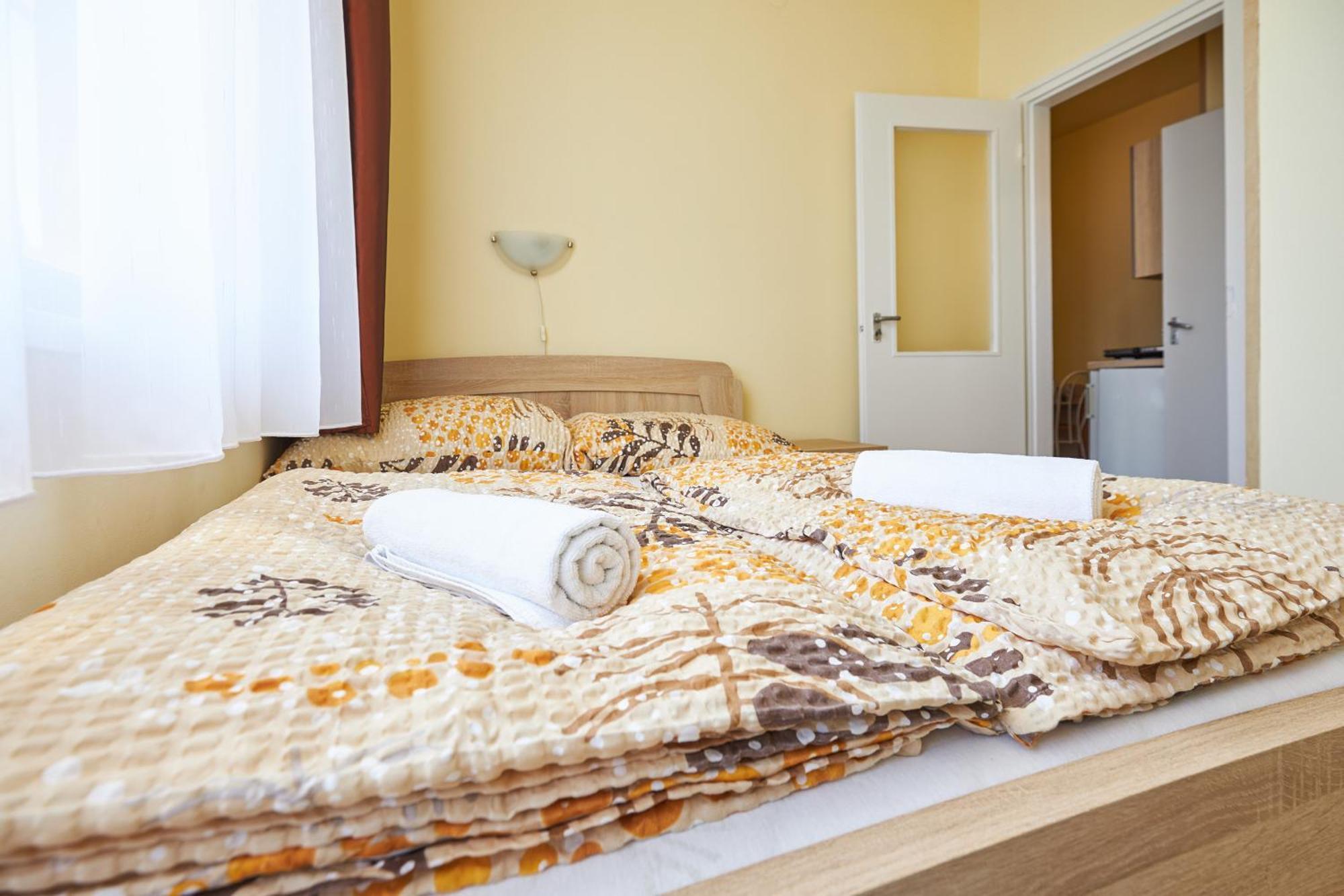 Ada 2 Apartmanhaz Hajdúszoboszló Εξωτερικό φωτογραφία